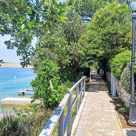 Pintar-2 By Interhome Jadranovo