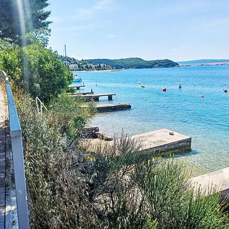 Pintar-2 By Interhome Lejlighed