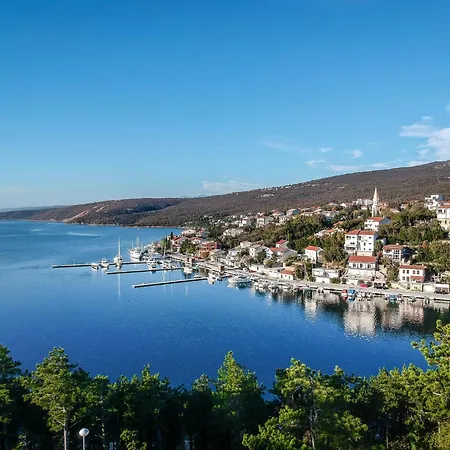 Lejlighed Pintar-2 By Interhome