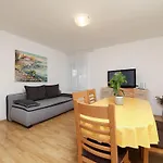 Apartament Pintar-2 By Interhome *