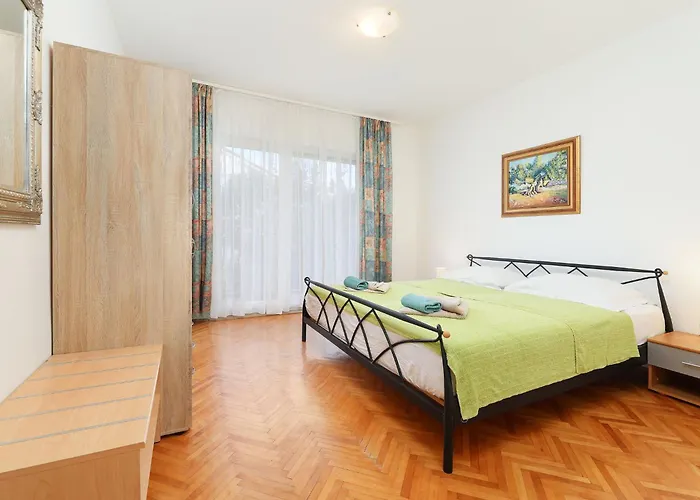 Pintar-2 By Interhome Jadranovo